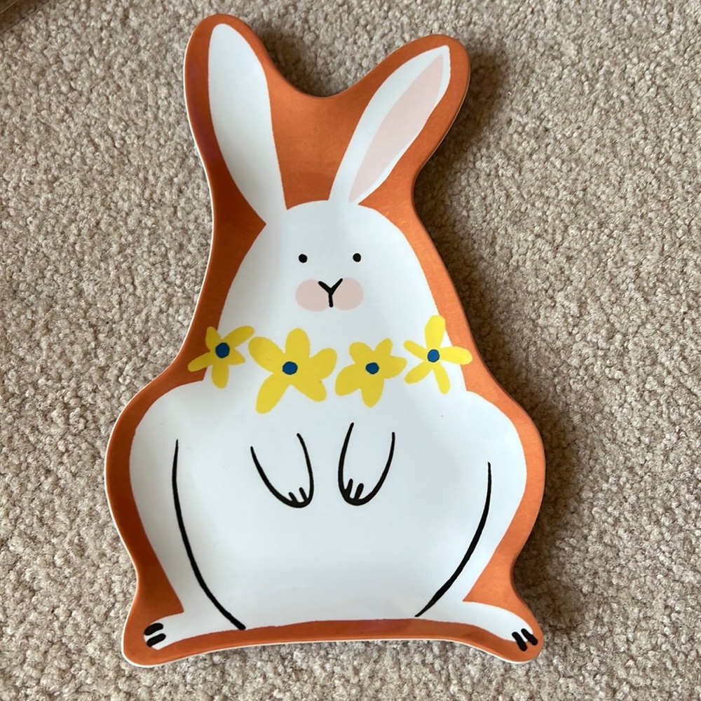 NWT 6.75" Figural Bunny melamine plate Room Essentials™